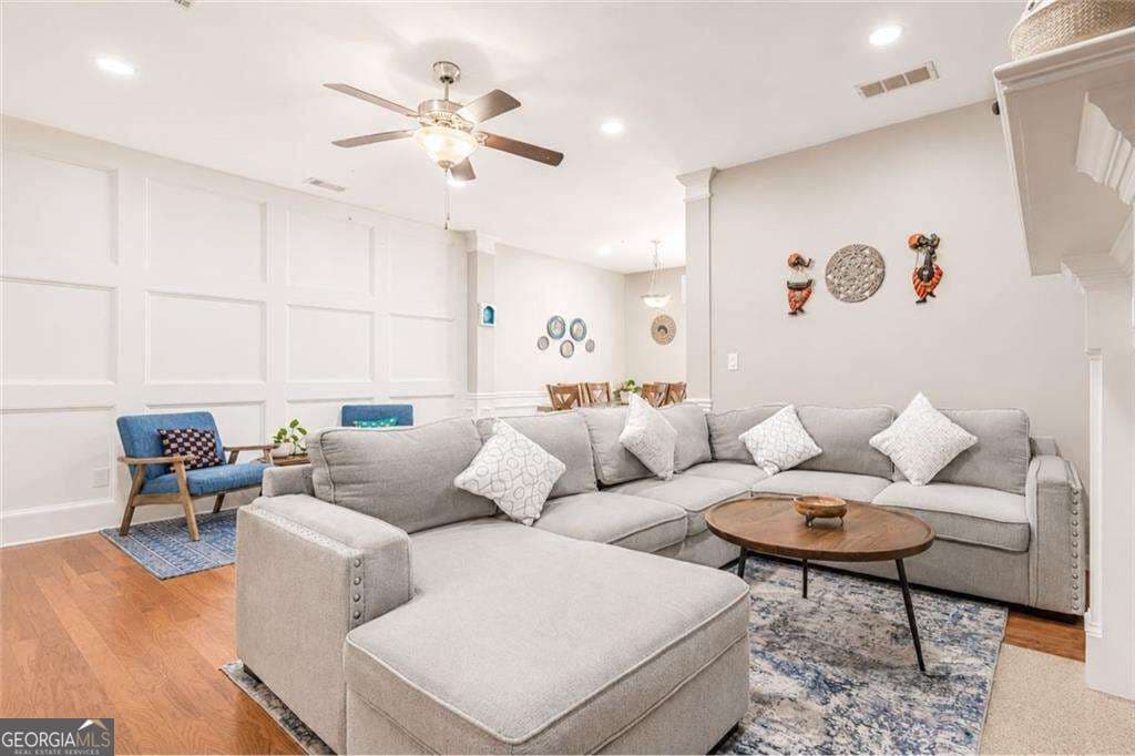 4 bedroom, 3.5 bathroom, 2,460 sq ft townhouse for sale at 2705 Maple Park Place, Cumming, GA 30041 — photo 4