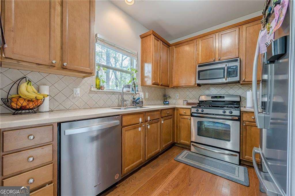 4 bedroom, 3.5 bathroom, 2,460 sq ft townhouse for sale at 2705 Maple Park Place, Cumming, GA 30041 — photo 8