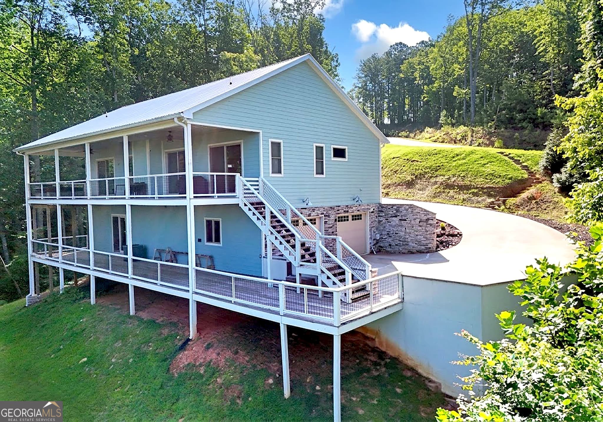 3 bedroom, 3.5 bathroom, 2,880 sq ft single family residence for sale at 56 Carters View Lane, Ellijay, GA 30540 — photo 5