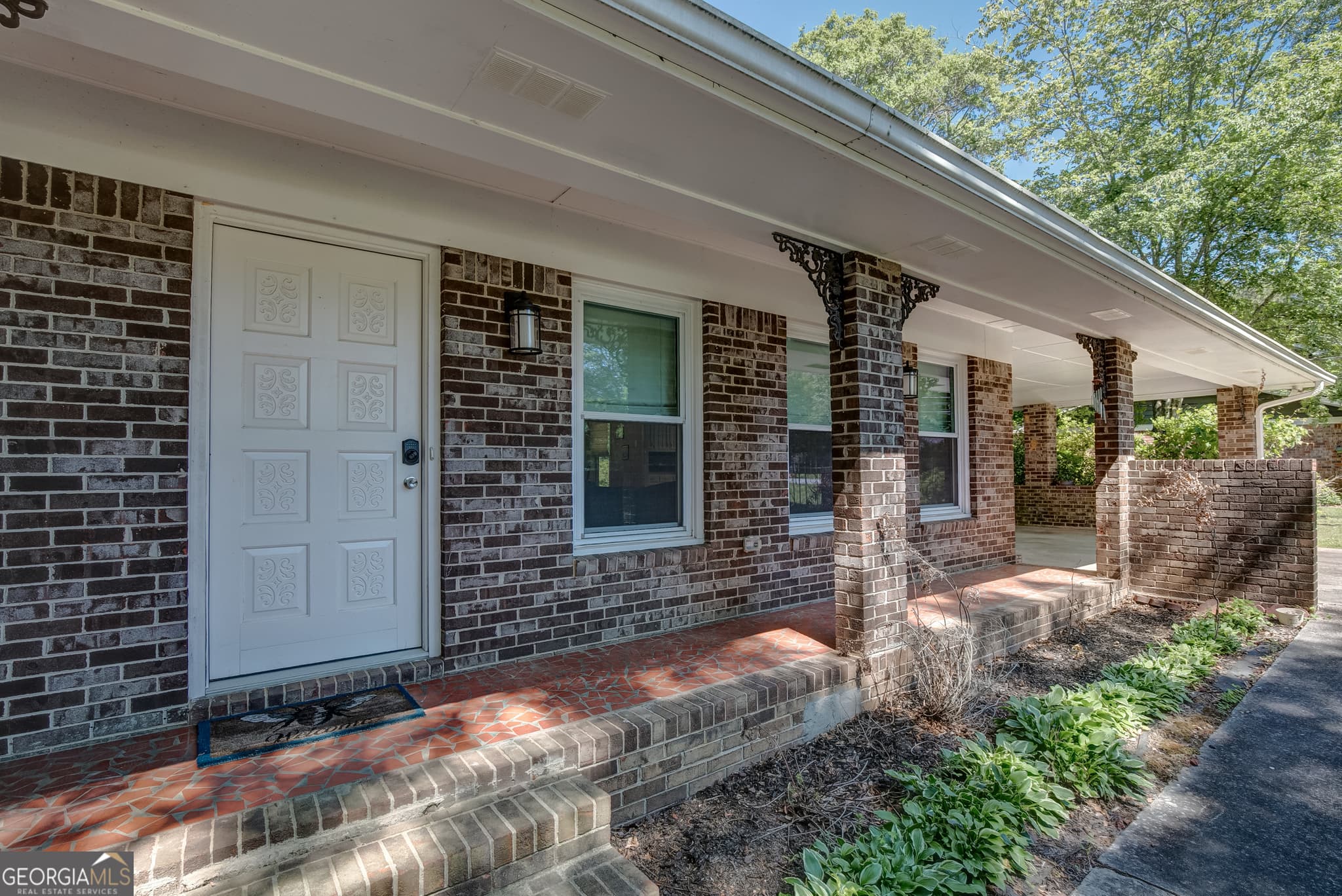 3 bedroom, 2 bathroom, 1,672 sq ft single family residence sold at 235 Walker Avenue, Fayetteville, GA 30215