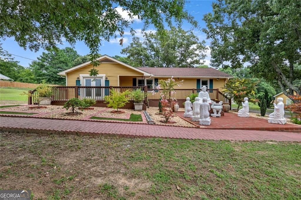 3 bedroom, 3 bathroom, 2,637 sq ft single family residence for sale at 1242 Cooper Road, Snellville, GA 30078 — photo 5