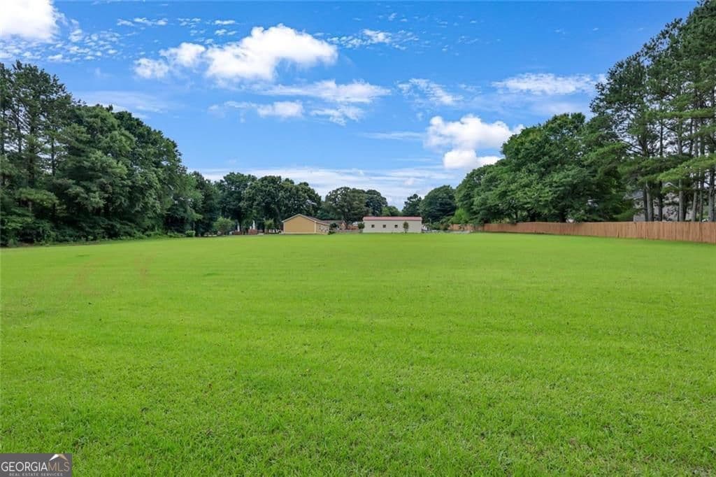 3 bedroom, 3 bathroom, 2,637 sq ft single family residence for sale at 1242 Cooper Road, Snellville, GA 30078 — photo 9
