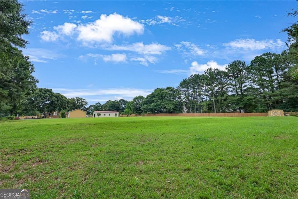 3 bedroom, 3 bathroom, 2,637 sq ft single family residence for sale at 1242 Cooper Road, Snellville, GA 30078 — photo 10
