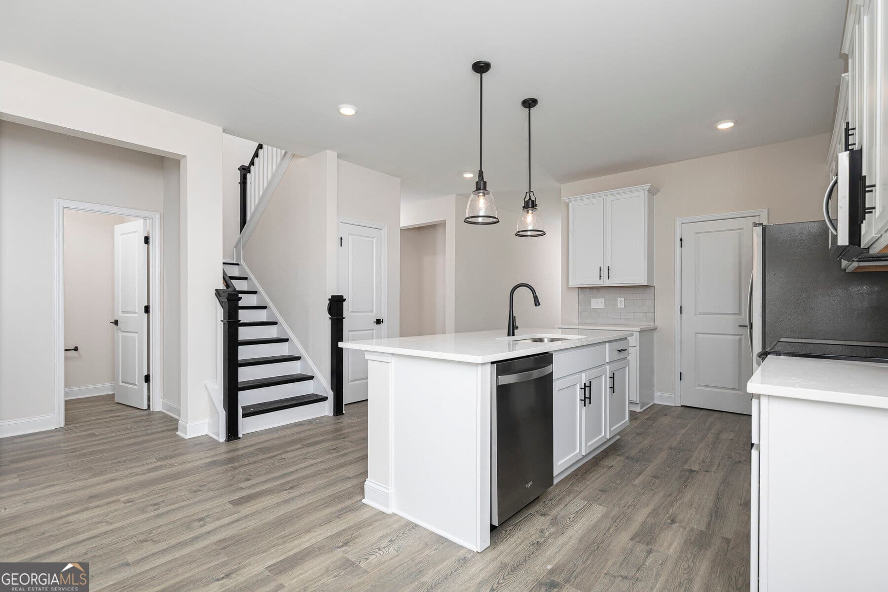 4 bedroom, 3.5 bathroom, 2,087 sq ft single family residence for sale at 271 Cantrell Drive, Dallas, GA 30157 — photo 6