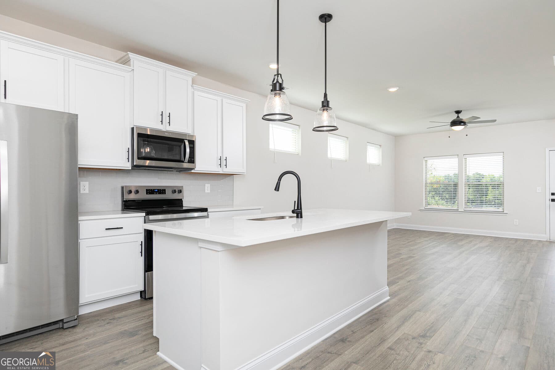 4 bedroom, 3.5 bathroom, 2,087 sq ft single family residence for sale at 271 Cantrell Drive, Dallas, GA 30157 — photo 5