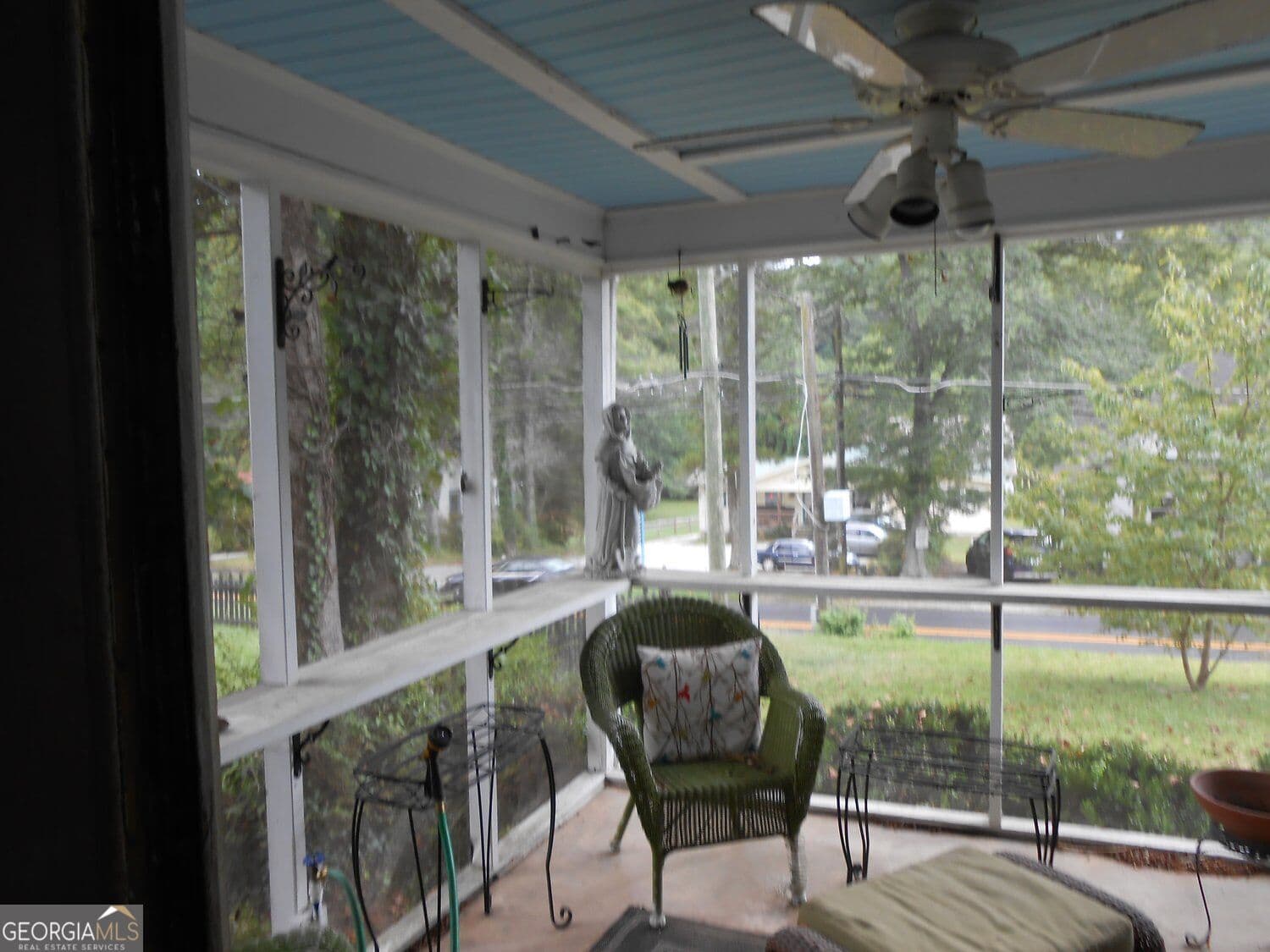 2 bedroom, 2 bathroom, 1,801 sq ft single family residence for sale at 379 Warwoman Road, Clayton, GA 30525 — photo 4