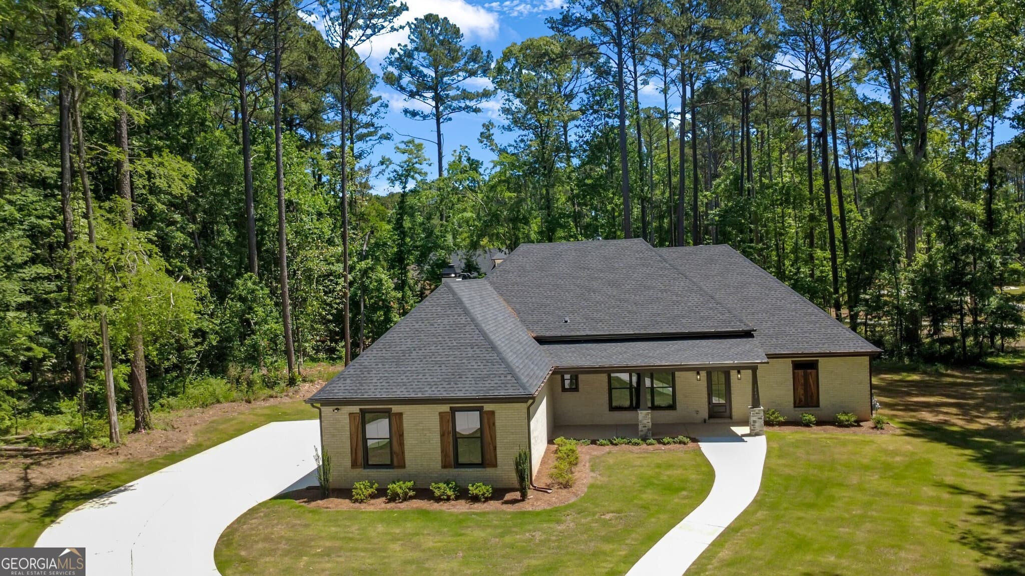 4 bedroom, 3.5 bathroom, 3,301 sq ft single family residence for sale at 2043 Fischer Road LOT 1, Sharpsburg, GA 30277 — photo 5
