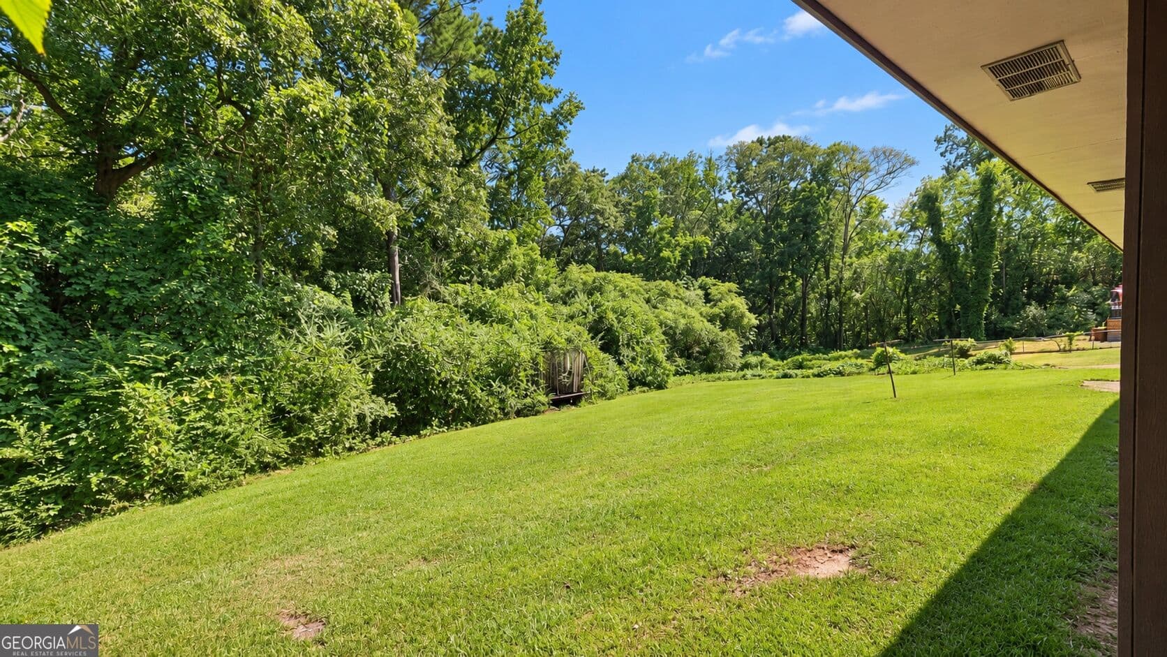 3 bedroom, 2 bathroom, 1,200 sq ft single family residence for sale at 474 W Main Street, Forsyth, GA 31029 — photo 6
