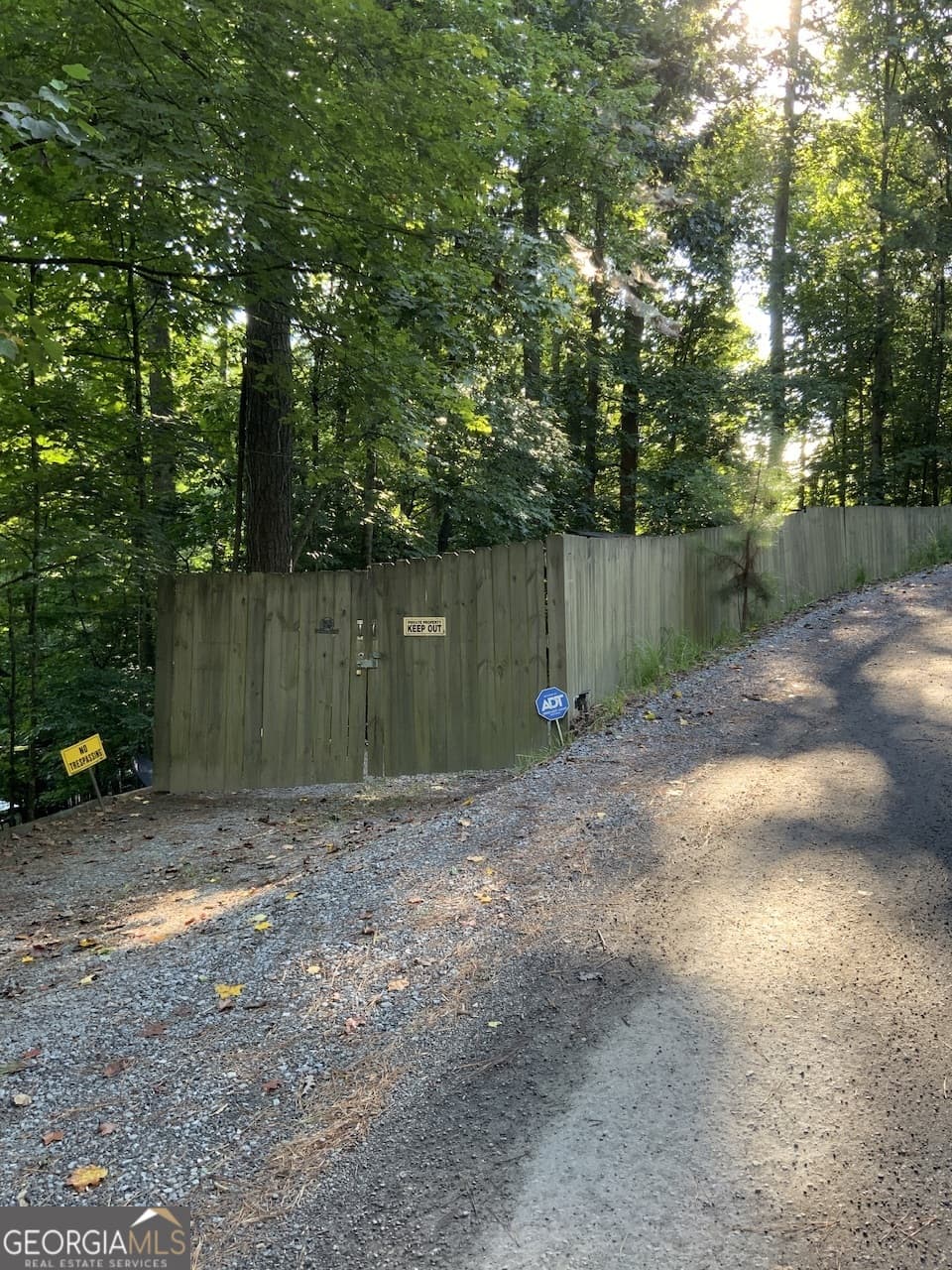 1 bedroom, 1 bathroom, 400 sq ft single family residence for sale at 176 14Th Street, Ellijay, GA 30540 — photo 8