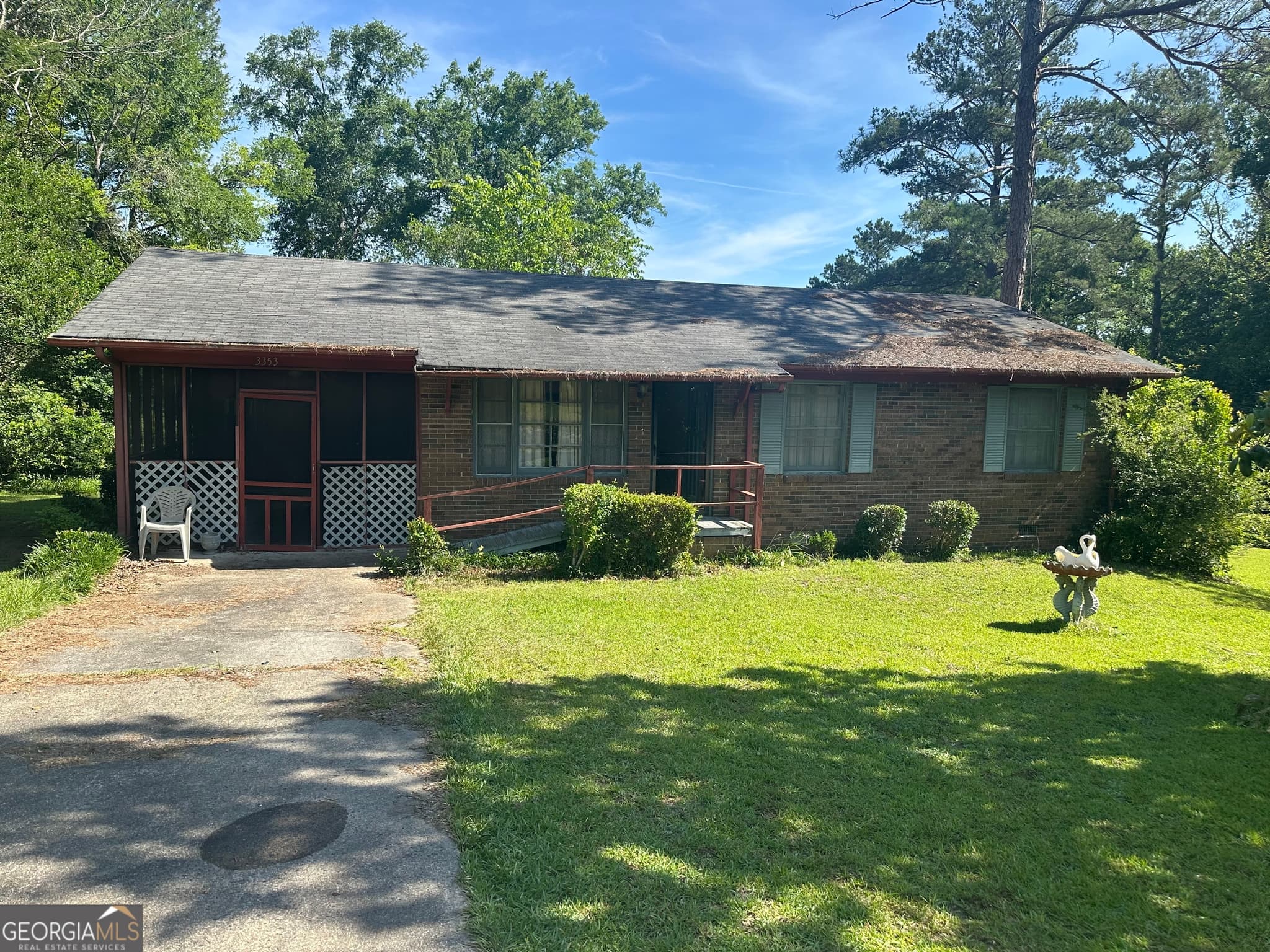 4 bedroom, 1.5 bathroom, 1,139 sq ft single family residence sold at 3353 W. Victory Court, Macon, GA 31211