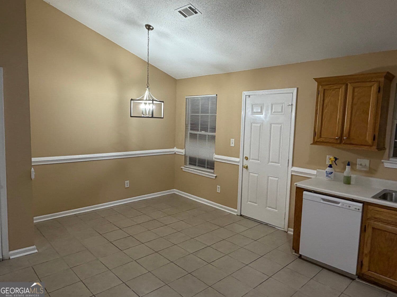 3 bedroom, 2 bathroom, 1,659 sq ft single family residence for rent at 3533 Mosswood Lane, Rex, GA 30273 for $1,500 a month — photo 2