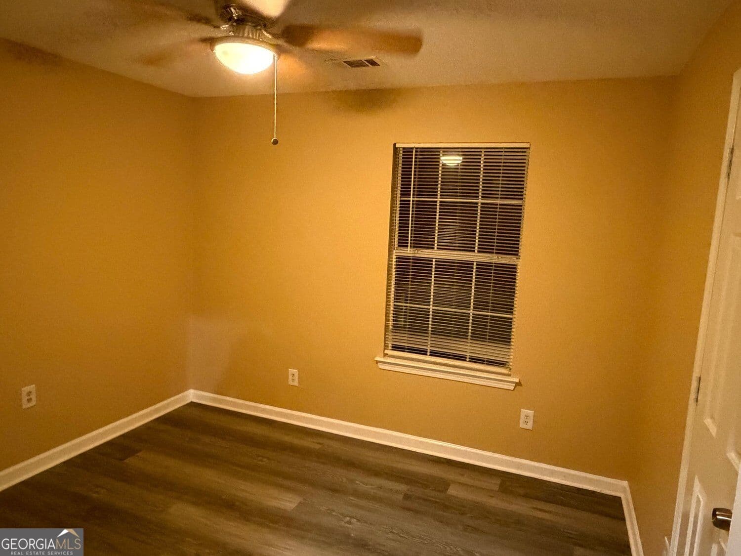 3 bedroom, 2 bathroom, 1,659 sq ft single family residence for rent at 3533 Mosswood Lane, Rex, GA 30273 for $1,500 a month — photo 6