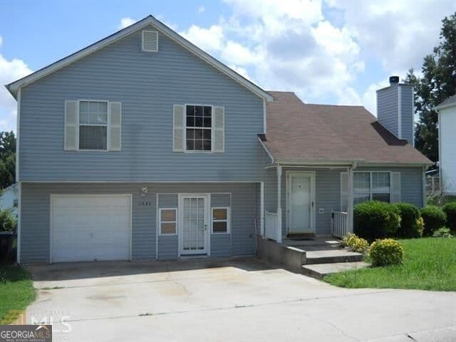 3 bedroom, 2 bathroom, 1,659 sq ft single family residence for rent at 3533 Mosswood Lane, Rex, GA 30273 for $1,500 a month — photo 1 of 12