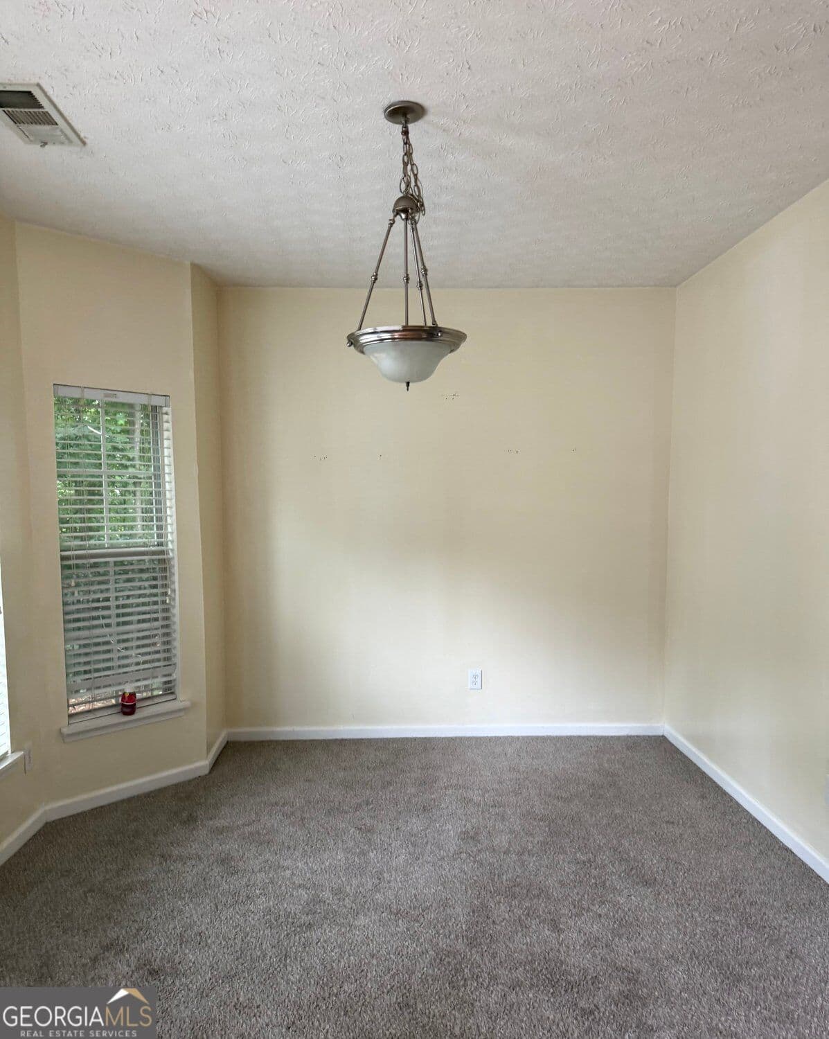 3 bedroom, 2.5 bathroom, 1,304 sq ft condominium for sale at 2502 Walden Lake Drive, Decatur, GA 30035 — photo 10