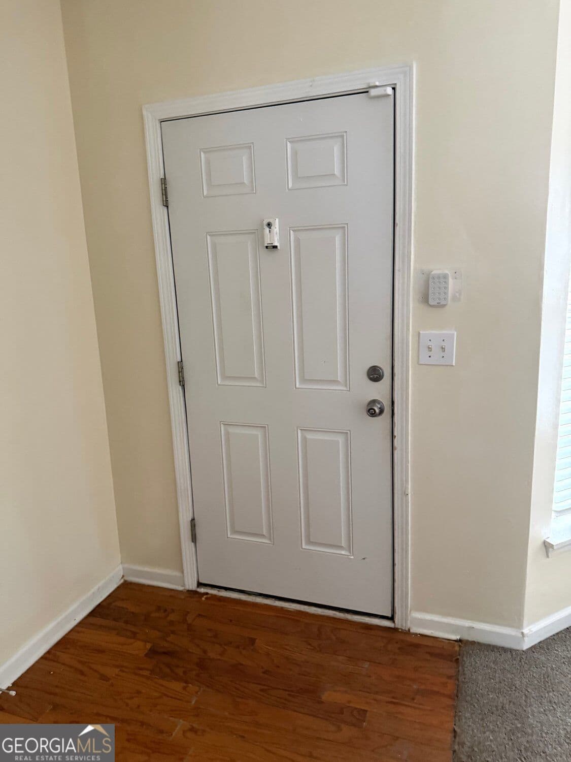 3 bedroom, 2.5 bathroom, 1,304 sq ft condominium for sale at 2502 Walden Lake Drive, Decatur, GA 30035 — photo 4