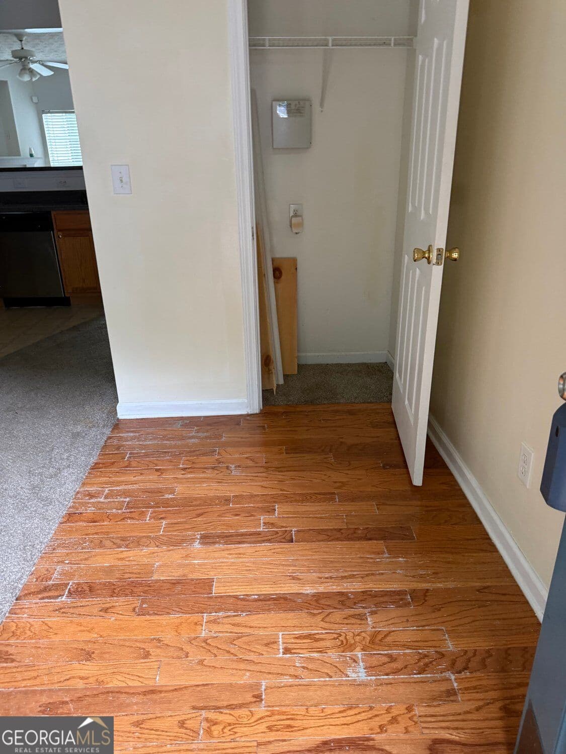 3 bedroom, 2.5 bathroom, 1,304 sq ft condominium for sale at 2502 Walden Lake Drive, Decatur, GA 30035 — photo 8
