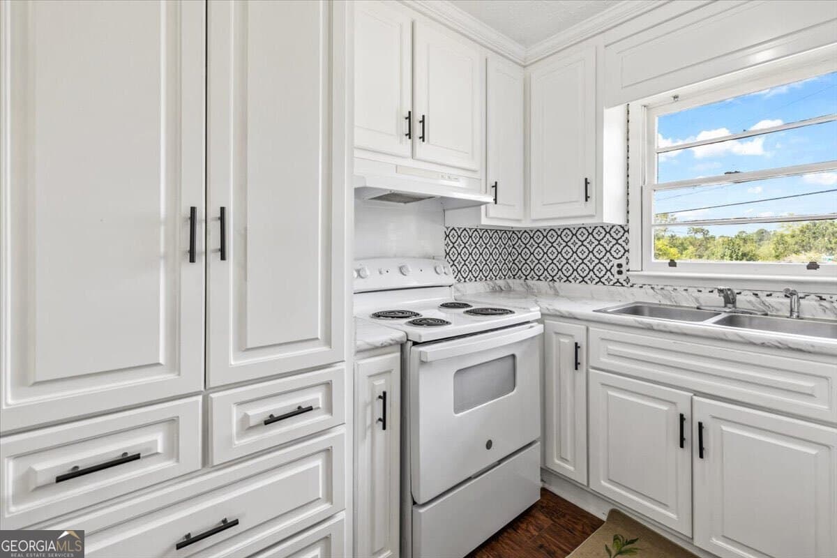 3 bedroom, 1 bathroom, 1,030 sq ft single family residence for sale at 155 Rainbow Ridge Road, Swainsboro, GA 30401 — photo 6