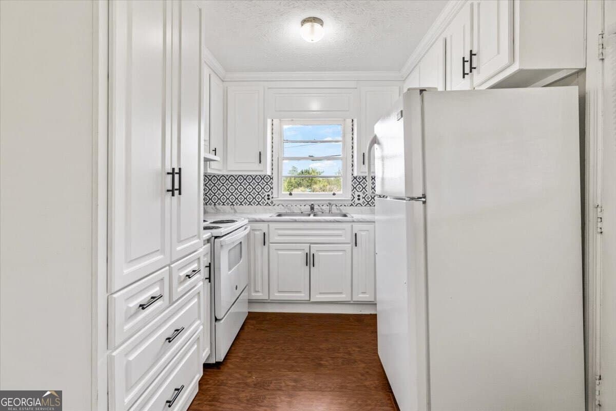3 bedroom, 1 bathroom, 1,030 sq ft single family residence for sale at 155 Rainbow Ridge Road, Swainsboro, GA 30401 — photo 5