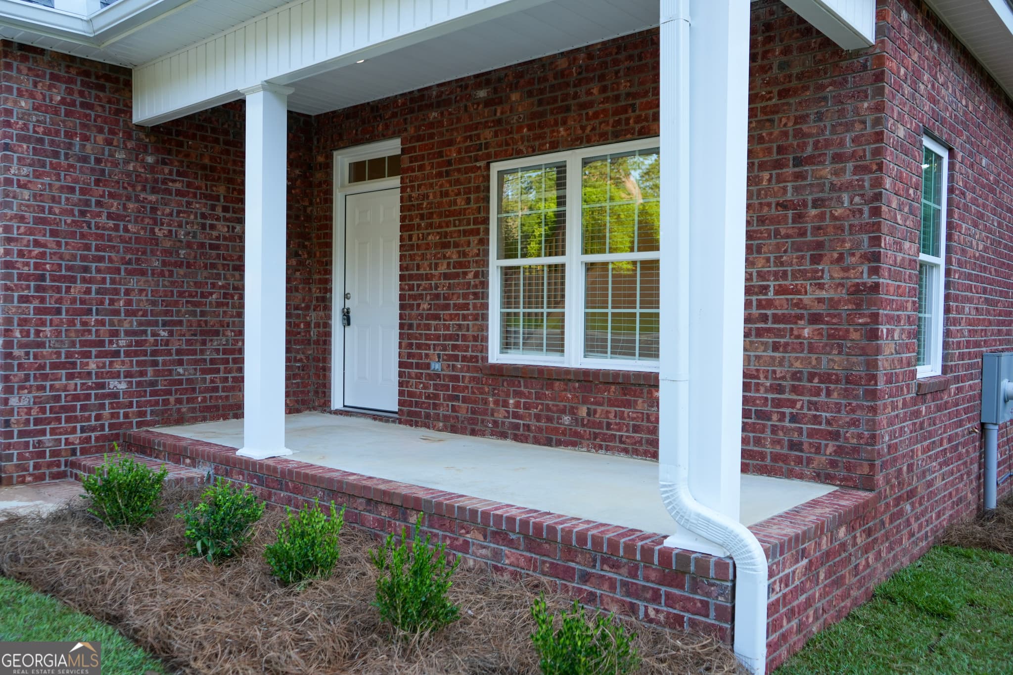 4 bedroom, 2.5 bathroom, 2,182 sq ft townhouse for sale at 118 Fox Fire Court, Dublin, GA 31021 — photo 3