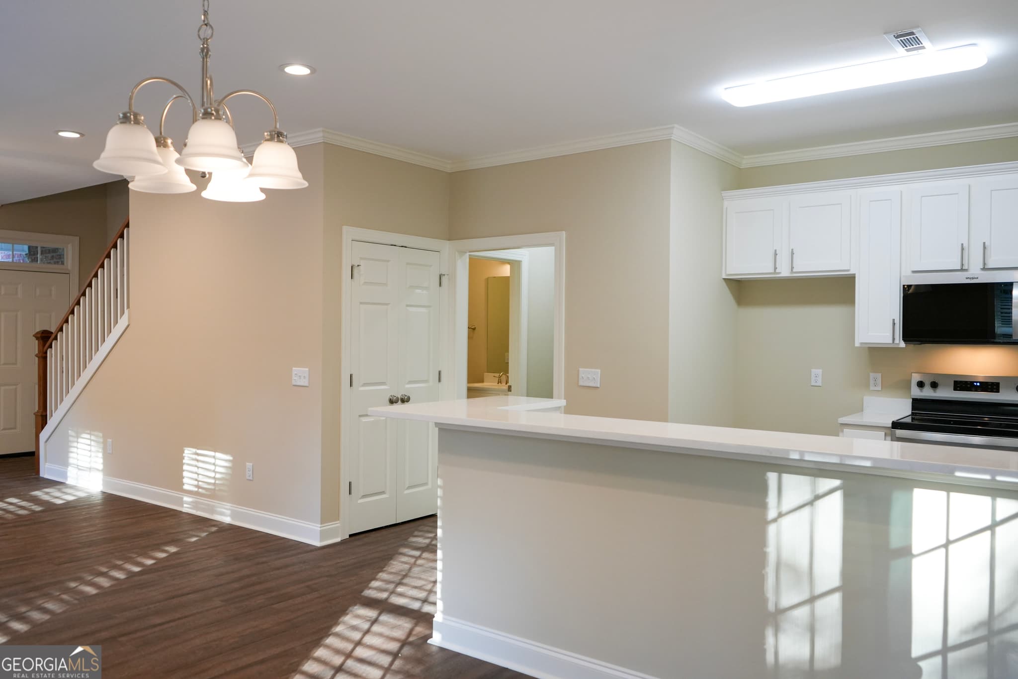 4 bedroom, 2.5 bathroom, 2,182 sq ft townhouse for sale at 118 Fox Fire Court, Dublin, GA 31021 — photo 9