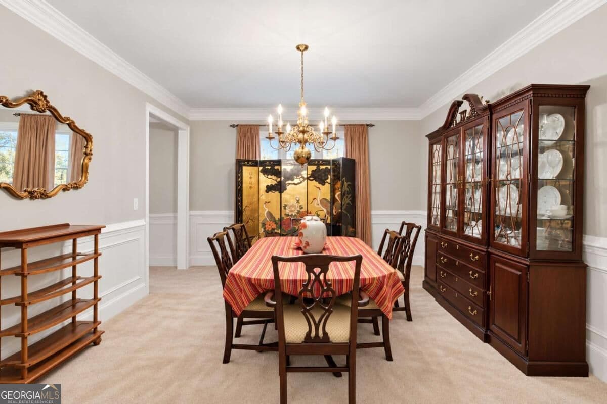 4 bedroom, 3.5 bathroom, 2,844 sq ft single family residence for sale at 5475 Hampstead Way, Johns Creek, GA 30097 — photo 7