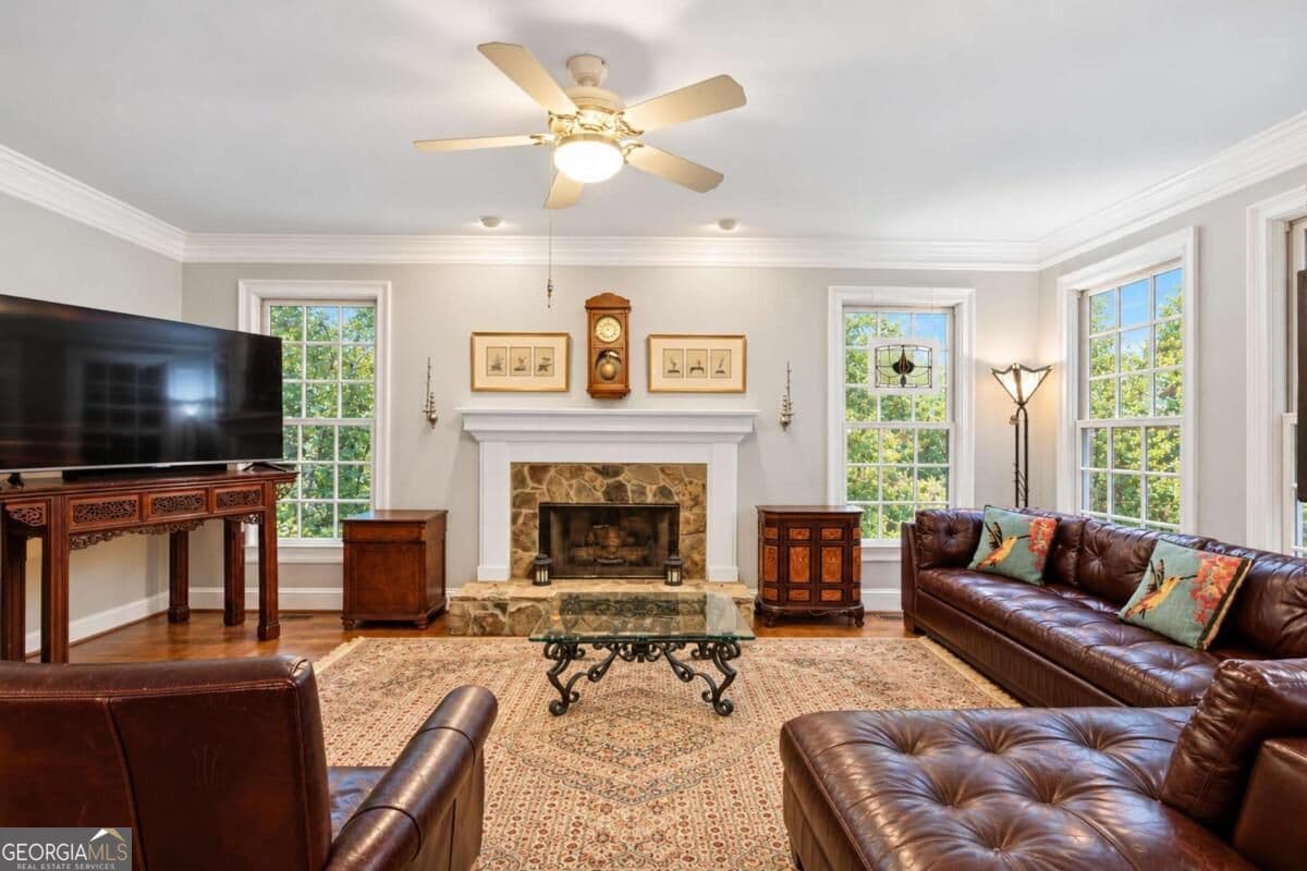 4 bedroom, 3.5 bathroom, 2,844 sq ft single family residence for sale at 5475 Hampstead Way, Johns Creek, GA 30097 — photo 10