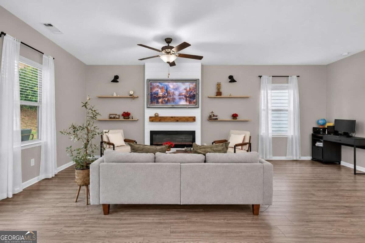 5 bedroom, 2.5 bathroom, 2,275 sq ft single family residence for sale at 4617 Waxwing Street, Hoschton, GA 30548 — photo 9