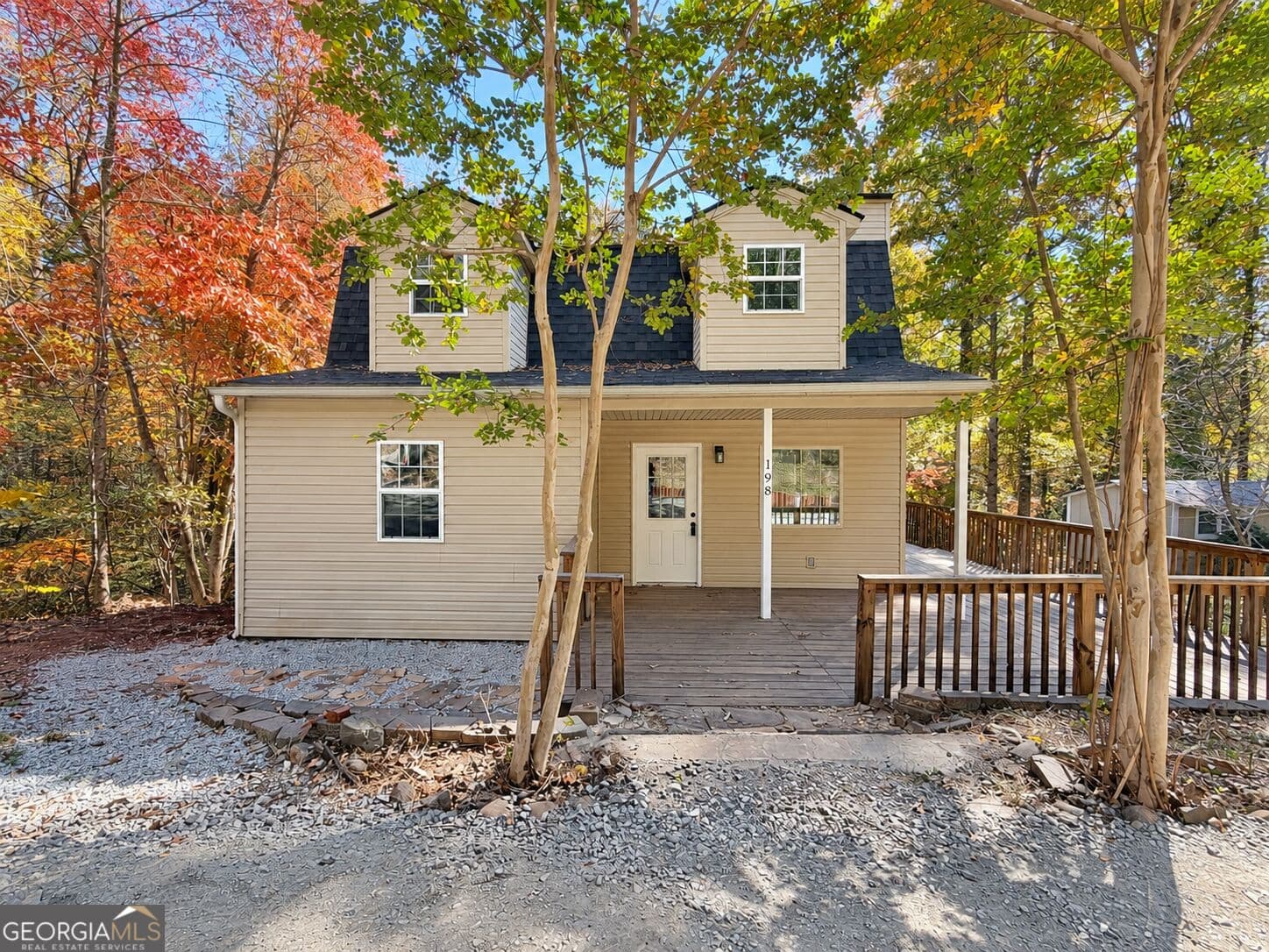 3 bedroom, 3 bathroom, 1,230 sq ft single family residence for sale at 198 Abb Helton Road, Cleveland, GA 30528 — photo 2