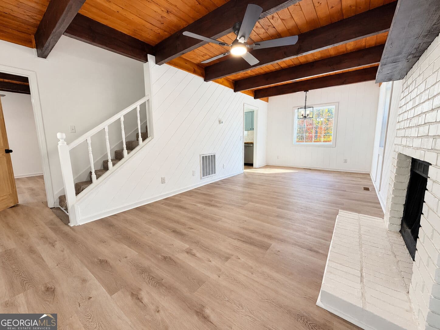 3 bedroom, 3 bathroom, 1,230 sq ft single family residence for sale at 198 Abb Helton Road, Cleveland, GA 30528 — photo 7