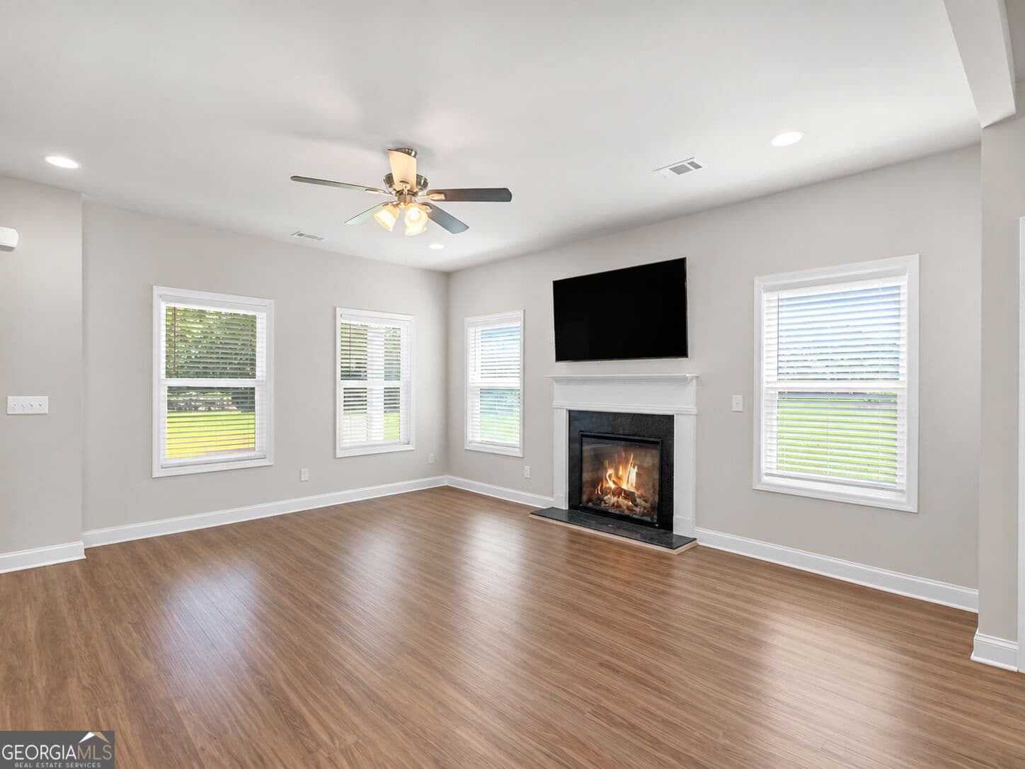 4 bedroom, 2.5 bathroom, 2,360 sq ft single family residence for sale at 553 Old Union Gin Road, Forsyth, GA 31029 — photo 5