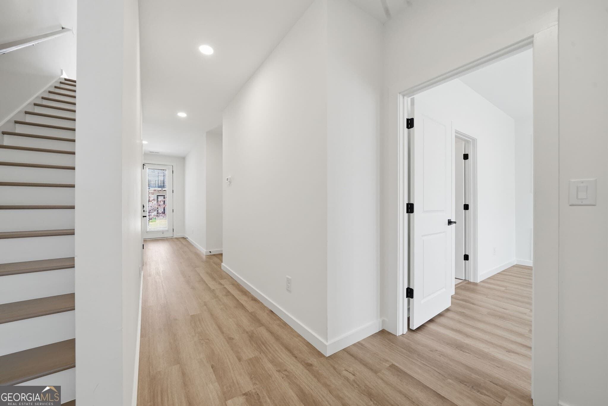 5 bedroom, 4 bathroom, 2,716 sq ft townhouse for sale at 1066 Glen Opal Drive, Decatur, GA 30032 — photo 10