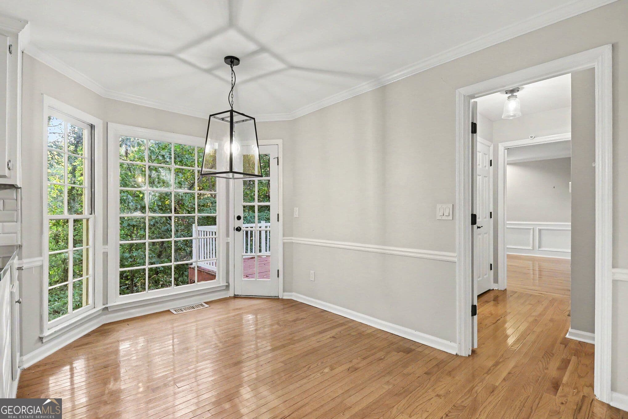 3 bedroom, 2.5 bathroom, 1,882 sq ft single family residence for sale at 3514 Nettle Lane, Roswell, GA 30075 — photo 6