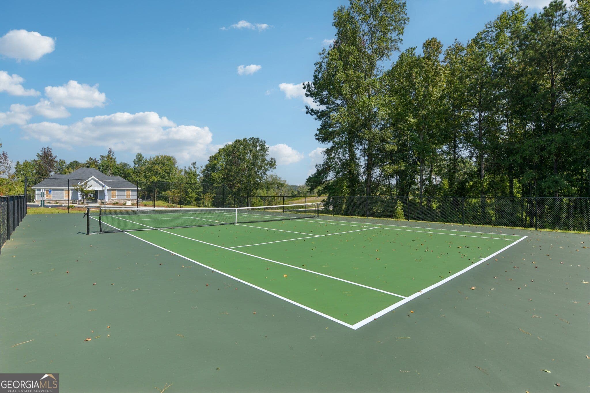 5 bedroom, 3.5 bathroom, 2,395 sq ft single family residence for sale at 395 Cedar Wood Trace, Winder, GA 30680 — photo 5