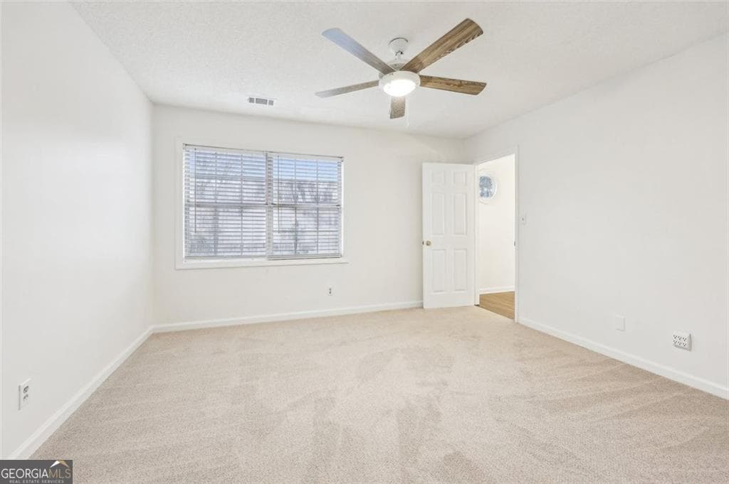 3 bedroom, 3.5 bathroom, 2,024 sq ft condominium for sale at 502 Bridge Lane, Smyrna, GA 30082 — photo 10