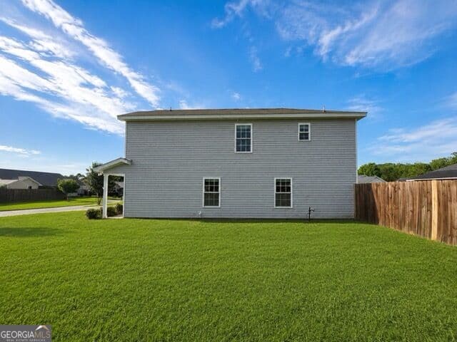 4 bedroom, 2.5 bathroom, 1,952 sq ft single family residence for sale at 113 Thoroughbred Drive, Guyton, GA 31312 — photo 3