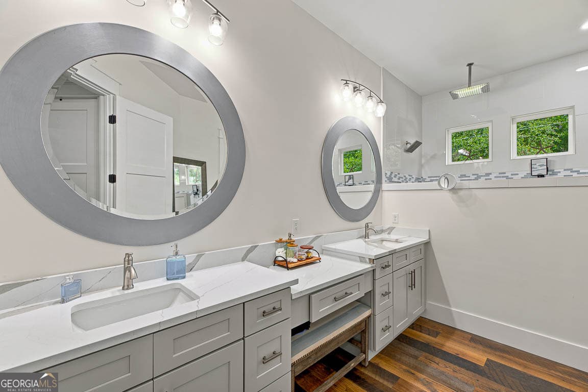3 bedroom, 3.5 bathroom, 3,200 sq ft single family residence for sale at 100 Virginia, St. Simons, GA 31522 — photo 4