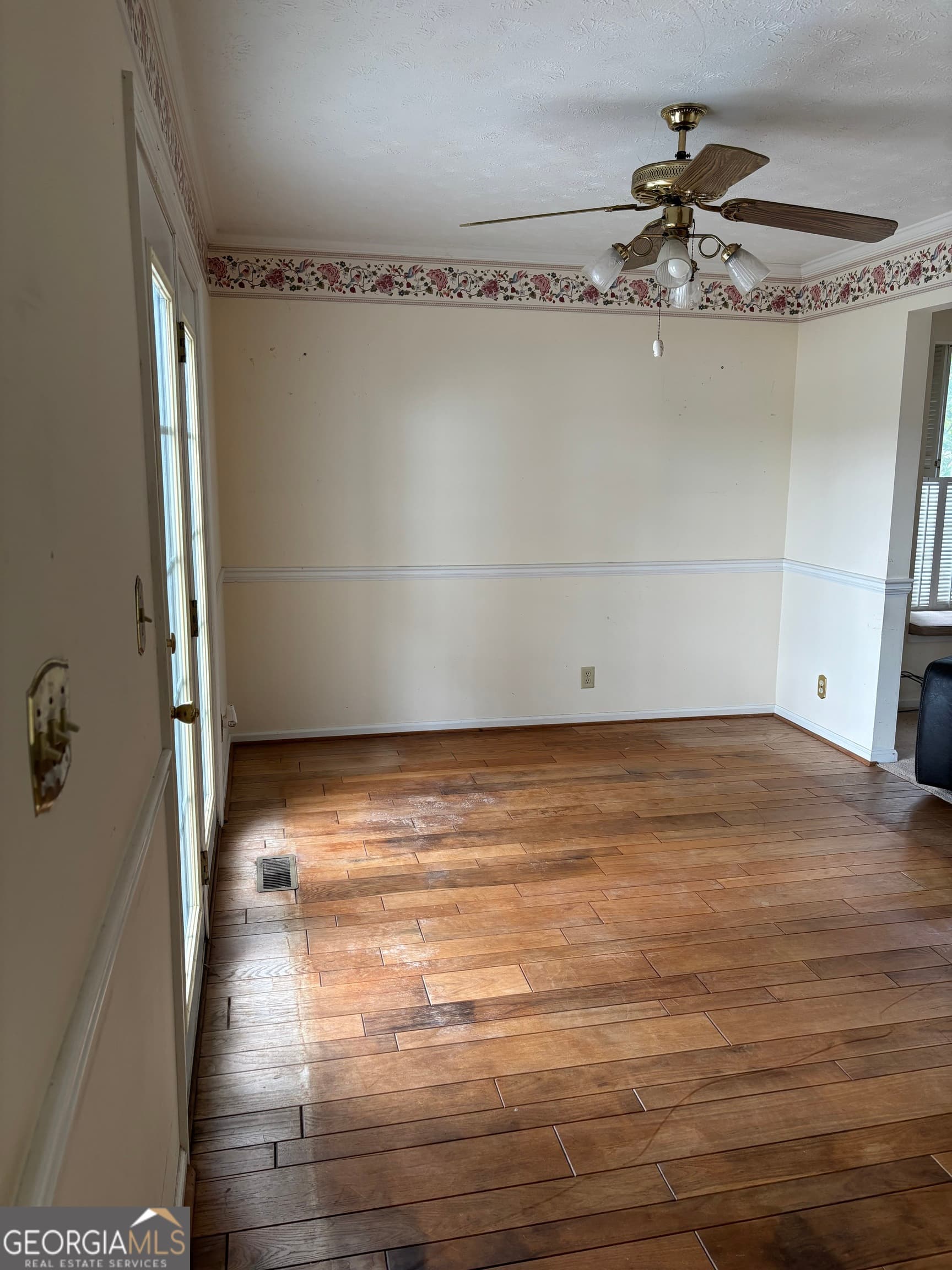 3 bedroom, 2 bathroom, 1,661 sq ft single family residence for sale at 207A Lakeshore Circle, Milledgeville, GA 31061 — photo 8