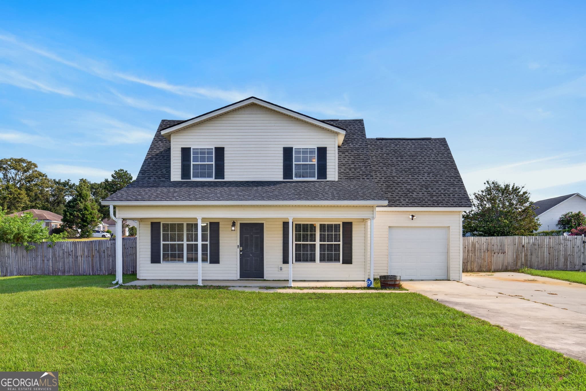 3 bedroom, 2 bathroom, 1,399 sq ft single family residence for sale at 5001 Scotch Pine Avenue, Statesboro, GA 30458 — photo 2