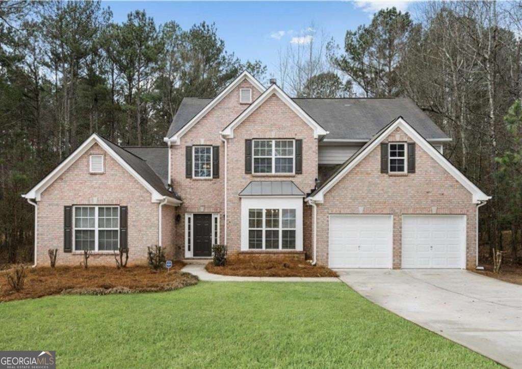 4 bedroom, 2.5 bathroom, 2,774 sq ft single family residence for sale at 365 Dominique Court, Fayetteville, GA 30214 — photo 1 of 25