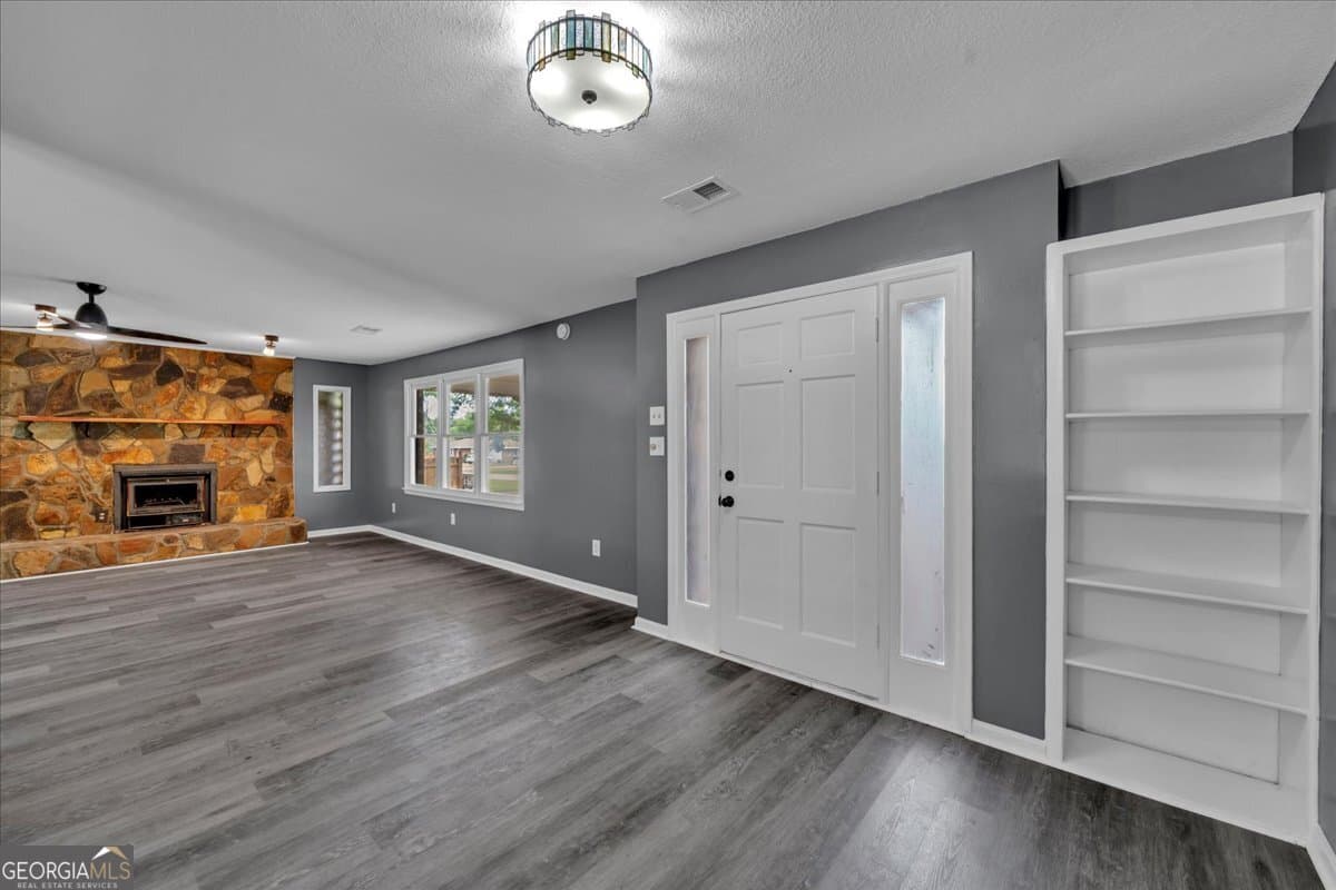 4 bedroom, 2 bathroom, 1,866 sq ft single family residence for sale at 111 Weaver Road, Warner Robins, GA 31093 — photo 7