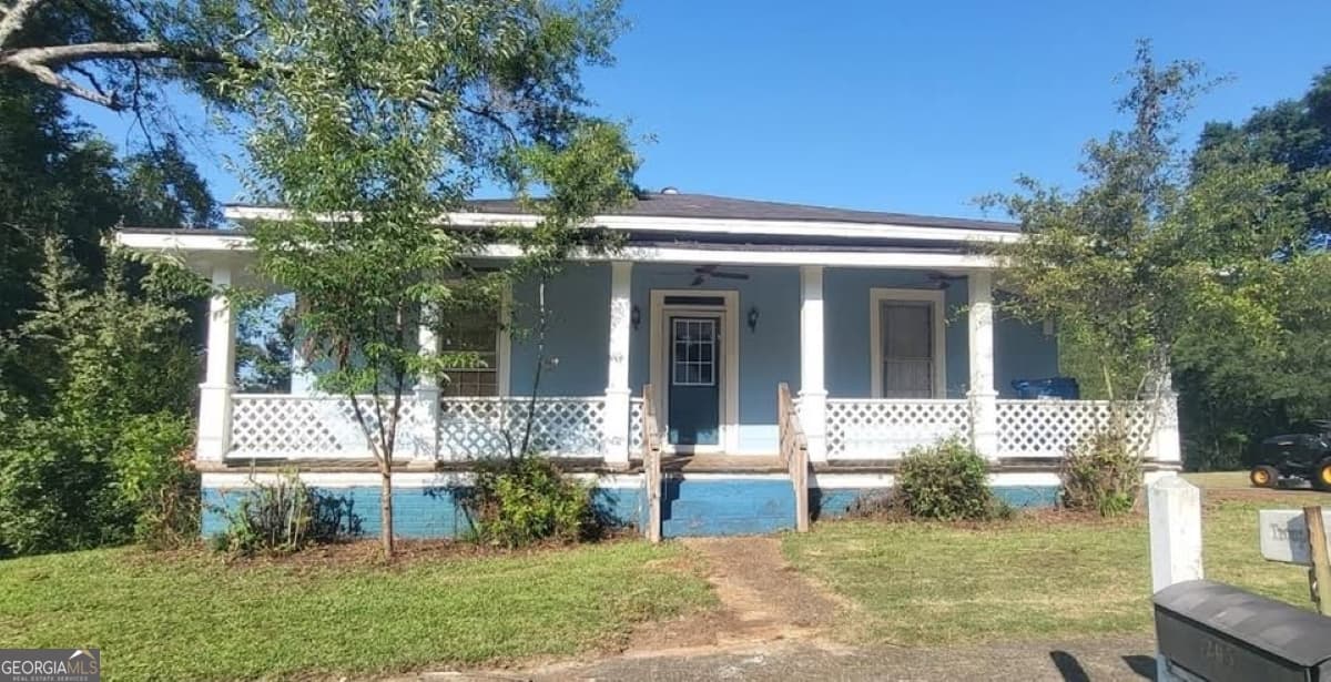 2 bedroom, 2 bathroom, 1,476 sq ft single family residence sold at 203 Granite Street, Hogansville, GA 30230