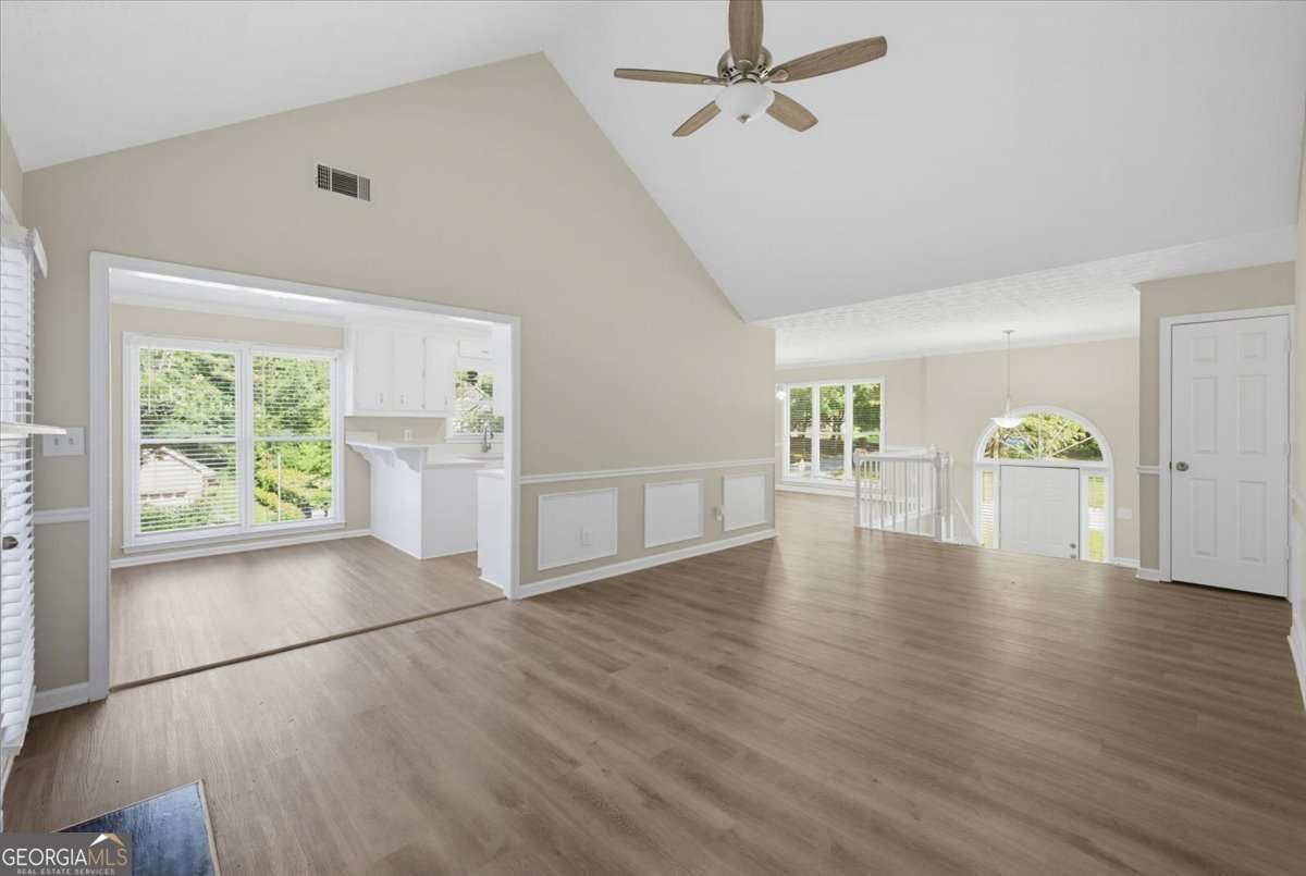 4 bedroom, 3 bathroom, 2,105 sq ft single family residence for sale at 10 Fairhaven Court, Covington, GA 30016 — photo 8