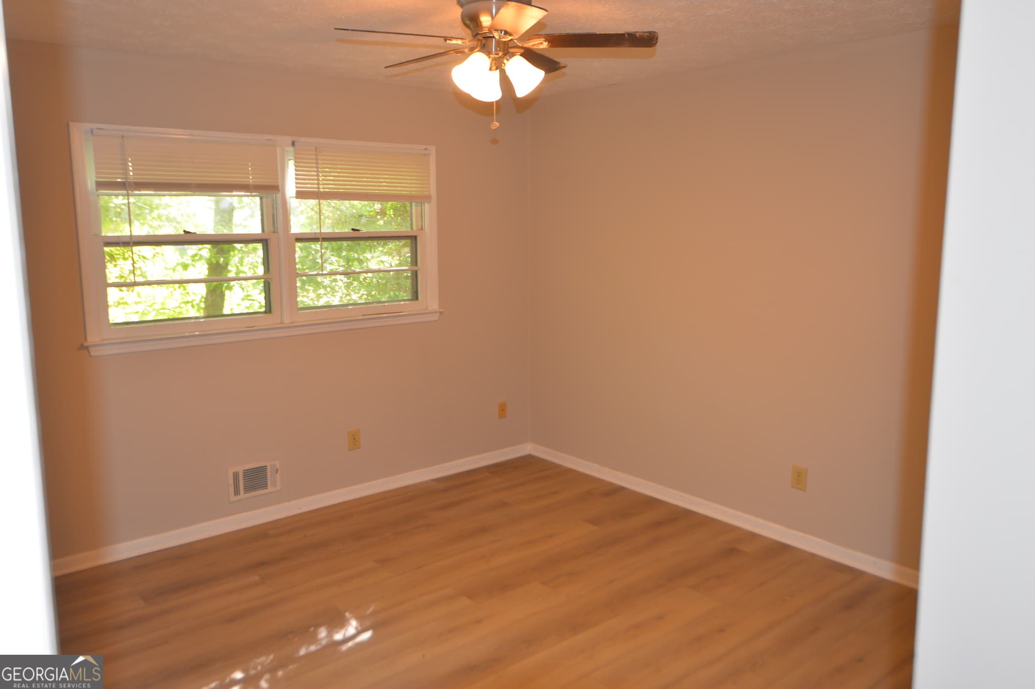 3 bedroom, 2.5 bathroom, 2,020 sq ft single family residence for sale at 3478 Highway 81, Hampton, GA 30228 — photo 10