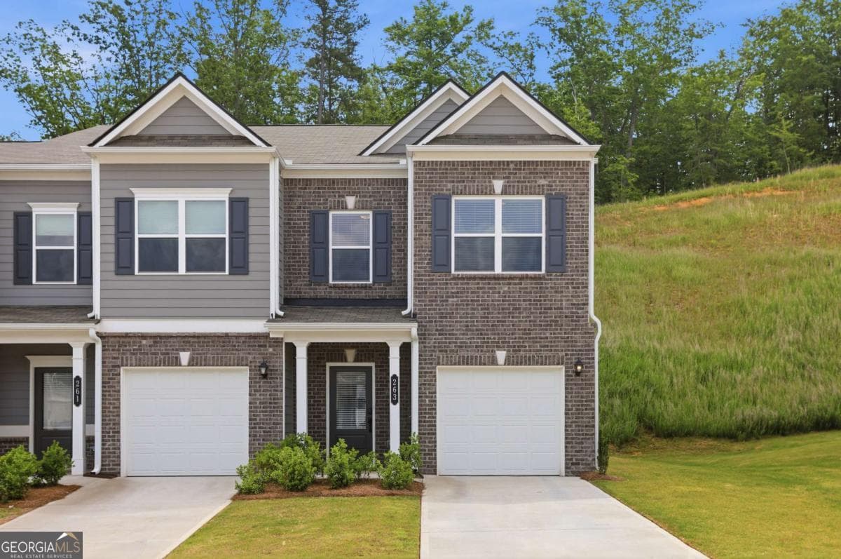 3 bedroom, 2.5 bathroom, 1,629 sq ft townhouse sold at 263 Dupont Drive, Cartersville, GA 30121