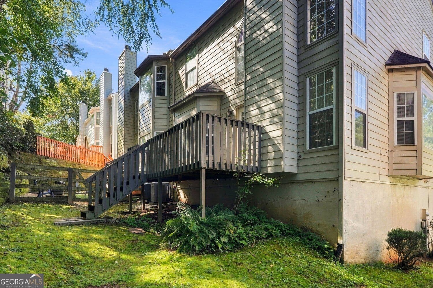 3 bedroom, 2 bathroom, 3,130 sq ft townhouse for sale at 2462 Valley Cove Drive, Duluth, GA 30097 — photo 5