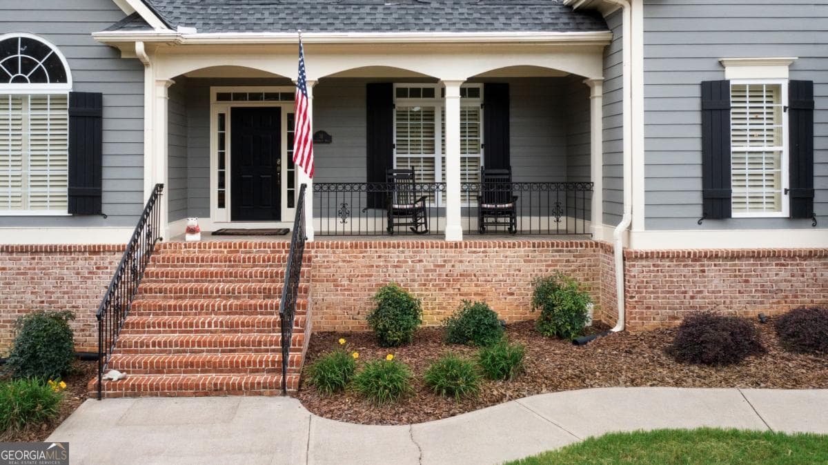 4 bedroom, 2.5 bathroom, 2,481 sq ft single family residence for sale at 31 Heartwood Drive, Cartersville, GA 30120 — photo 2