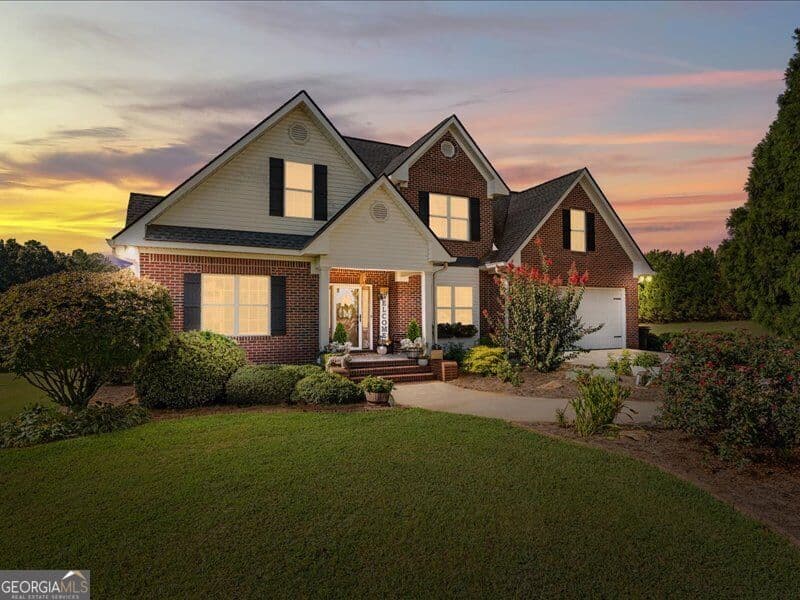 5 bedroom, 2.5 bathroom, 2,148 sq ft single family residence for sale at 1285 Highway 5, Carrollton, GA 30116 — photo 3