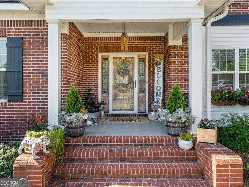 5 bedroom, 2.5 bathroom, 2,148 sq ft single family residence for sale at 1285 Highway 5, Carrollton, GA 30116 — photo 8