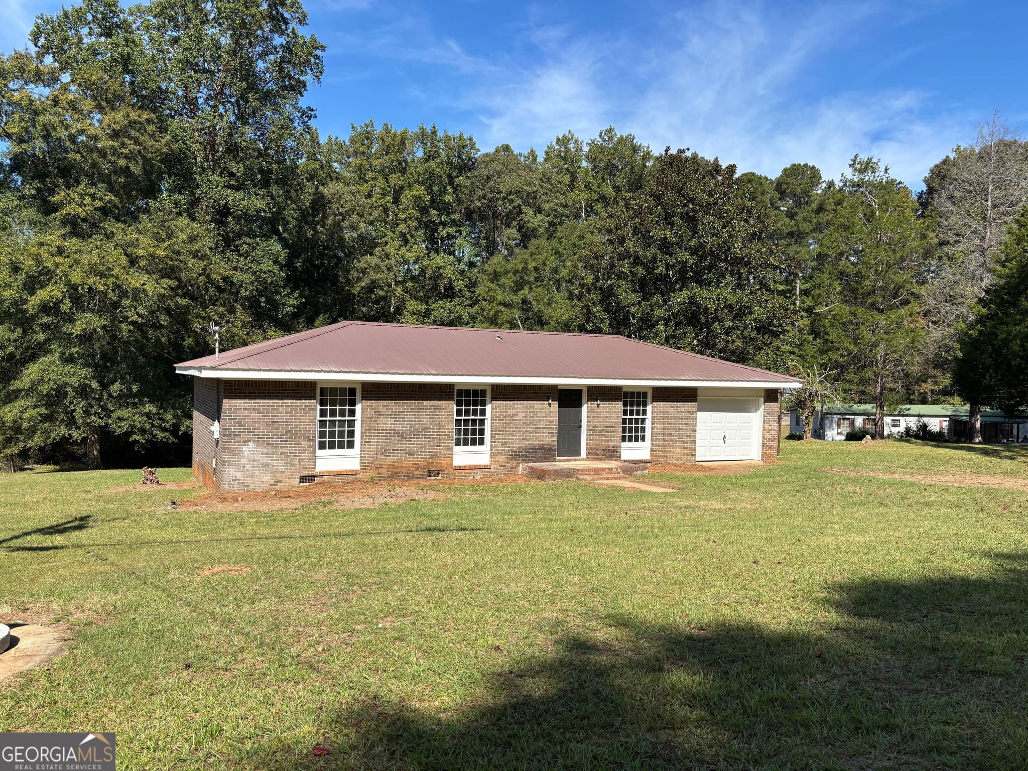 3 bedroom, 1 bathroom, 1,125 sq ft single family residence for rent at 126 Young Road, Franklin, GA 30217 for $1,750 a month — photo 3