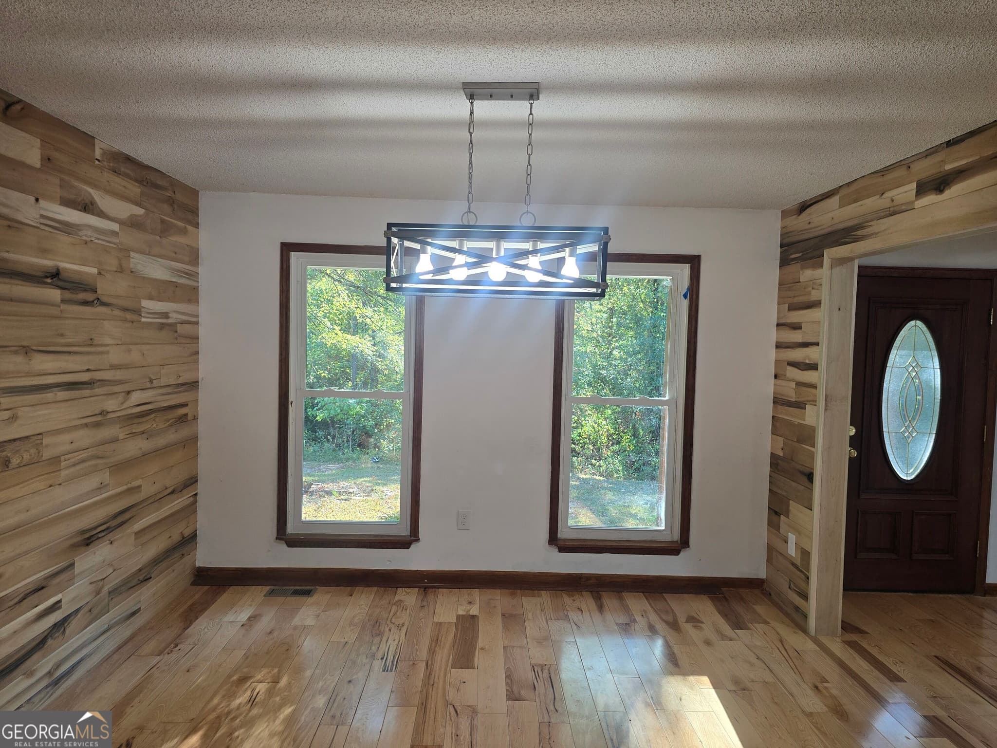 3 bedroom, 3 bathroom, 2,094 sq ft single family residence for sale at 119 Bagley Road, Forsyth, GA 31029 — photo 3